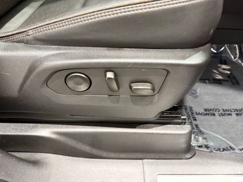 Used 2023 Chevrolet Tahoe High Country w/ Advanced Technology Package image 25