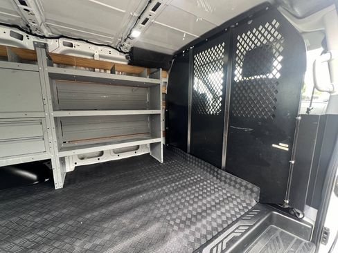 Used 2019 Ford Transit 250 130 Low Roof w/ Exterior Upgrade Package RWD image 17