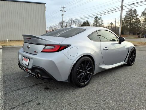 Used 2023 Toyota GR86 Premium image 4