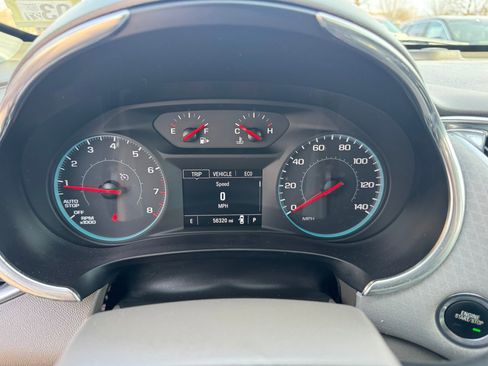 Used 2019 Chevrolet Malibu LT w/ Driver Confidence Package image 16