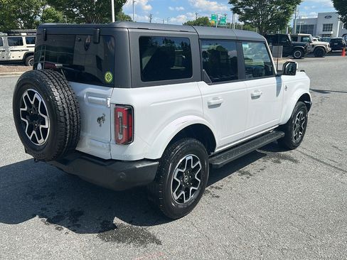 Used 2022 Ford Bronco Outer Banks AWD/4WD image 5
