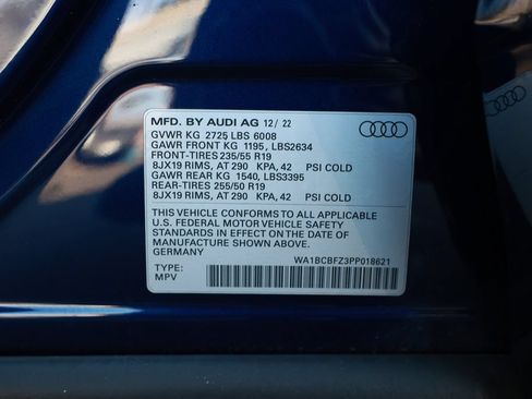 Used 2023 Audi Q4 e-tron Premium Plus w/ Premium Plus RWD image 40