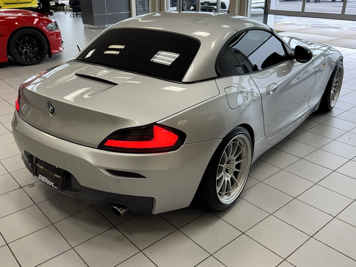 Used 2013 BMW Z4 sDrive35i RWD image 58
