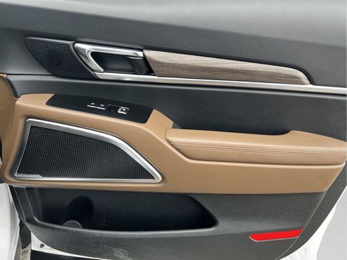 Used 2021 Kia Telluride SX w/ SX Prestige Package image 16