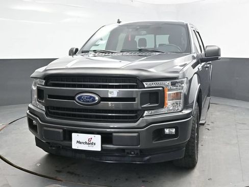 Used 2019 Ford F150 XLT w/ Equipment Group 302A Luxury AWD/4WD image 2