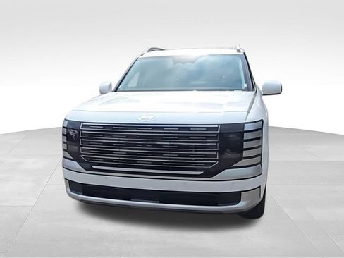 Used 2026 Hyundai Palisade Calligraphy AWD/4WD image 3