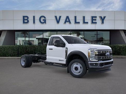 New 2026 Ford F550 4x4 Regular Cab Super Duty image 7