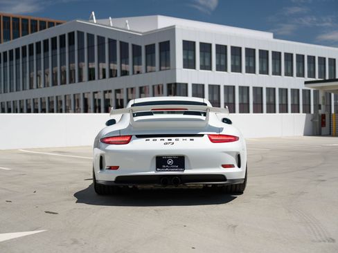 Used 2015 Porsche 911 GT3 RWD image 36