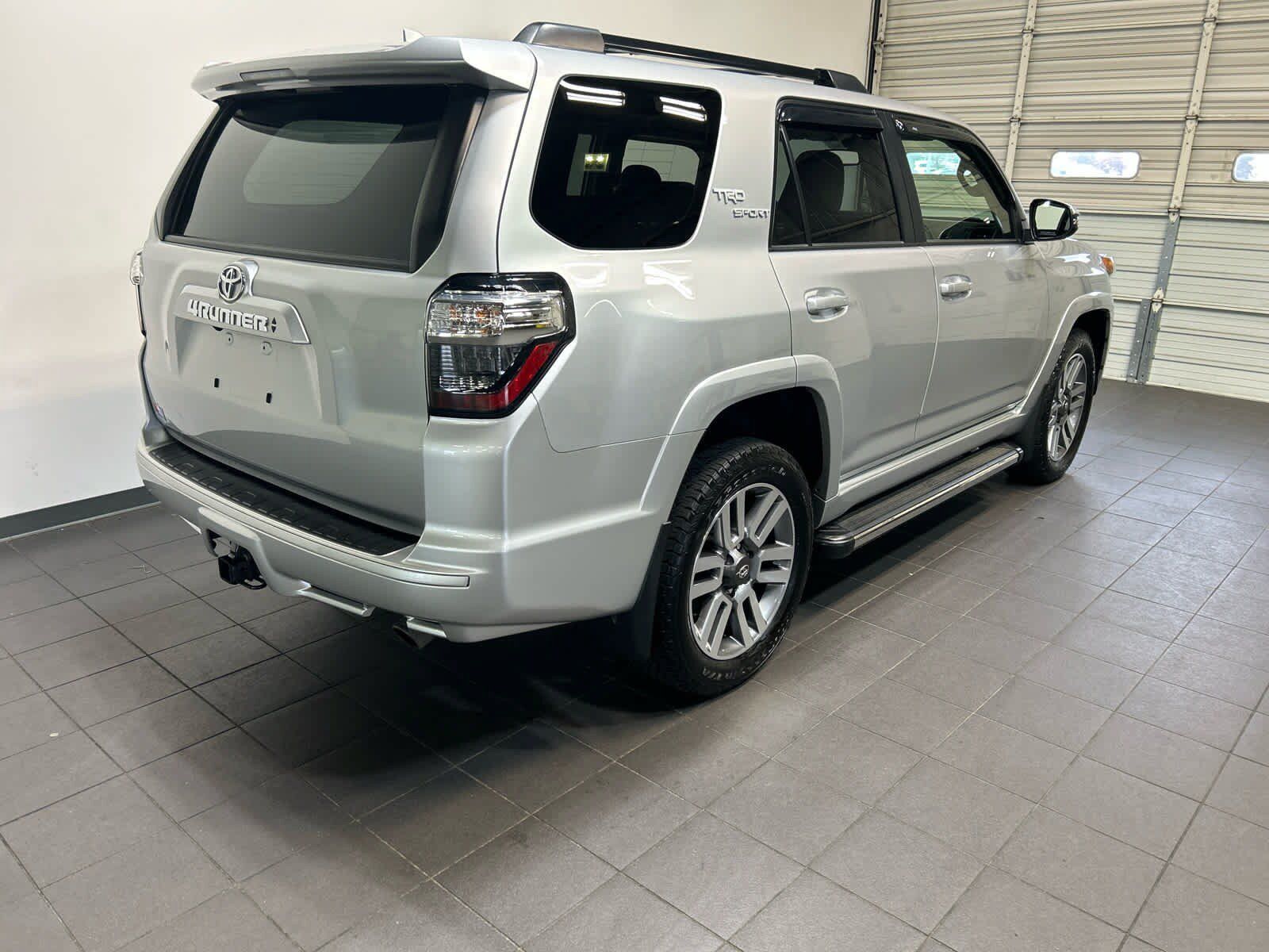 Used 2022 Toyota 4Runner TRD Sport w/ Technology Package AWD/4WD image 3