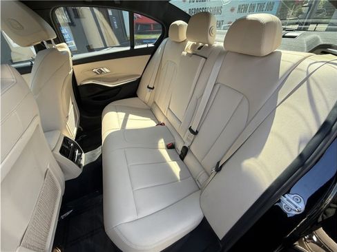 Used 2019 BMW 330i Sedan w/ Premium Package image 22