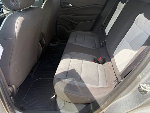 Used 2024 Chevrolet Trax LS FWD image 35