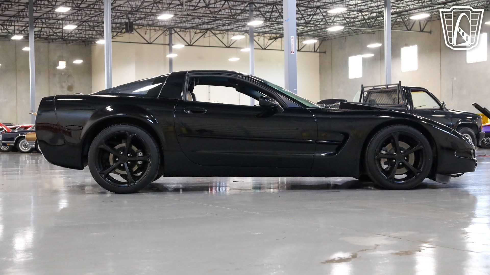 Used 1999 Chevrolet Corvette Coupe w/ Roof Pkg RWD image 35
