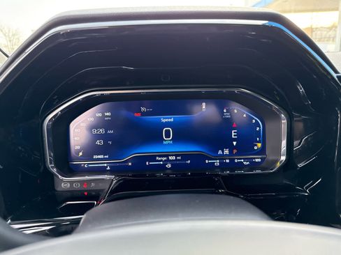 Used 2024 Chevrolet Silverado 1500 LT Trail Boss w/ LT Trail Boss Premium Package image 19