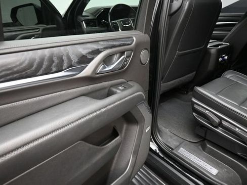 Used 2022 GMC Yukon Denali AWD/4WD image 10