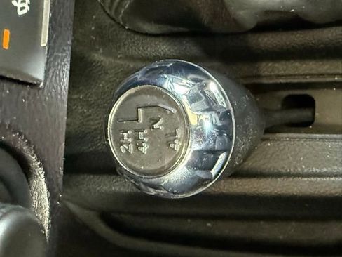 Used 2017 Jeep Wrangler Rubicon image 15