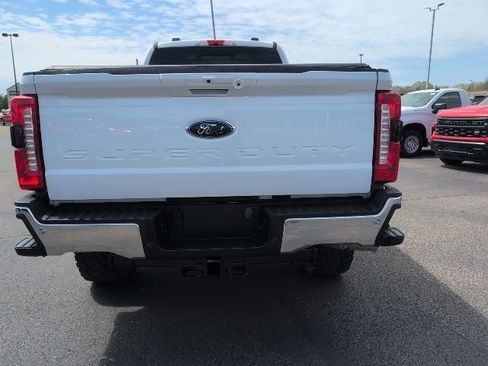 Used 2023 Ford F250 Lariat w/ Lariat Ultimate Package AWD/4WD image 6