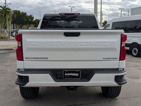Used 2022 Chevrolet Silverado 1500 Custom image 6