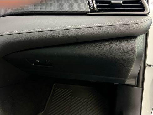 Used 2021 Toyota Camry SE image 34