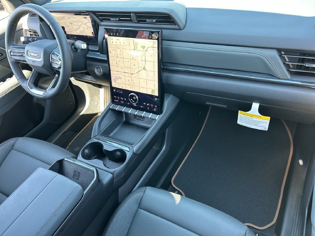 New 2027 GMC Terrain AT4 w/ Convenience Package III AWD/4WD image 29