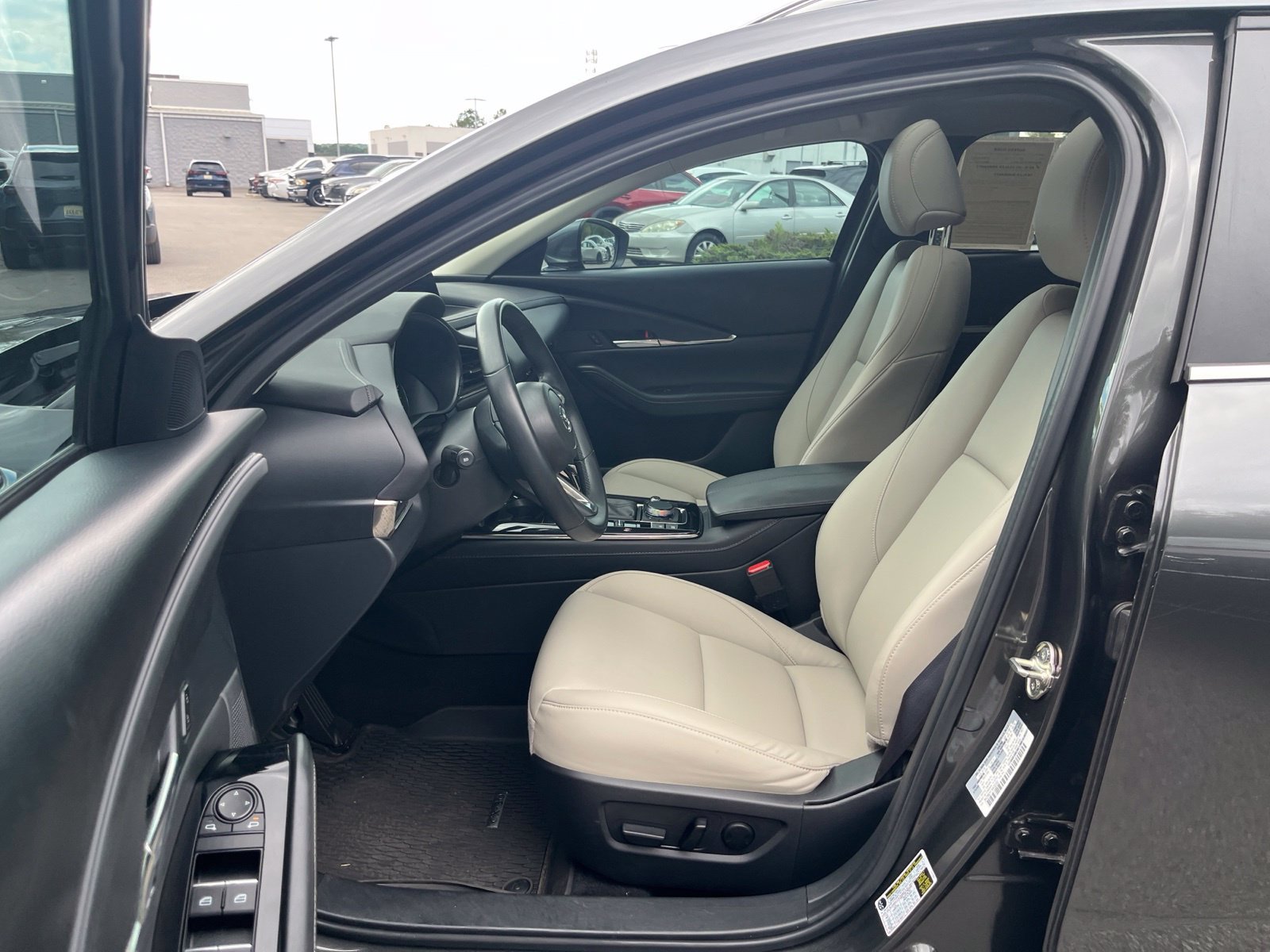 Certified 2025 MAZDA CX-30 AWD 2.5 S w/ Preferred Package image 28