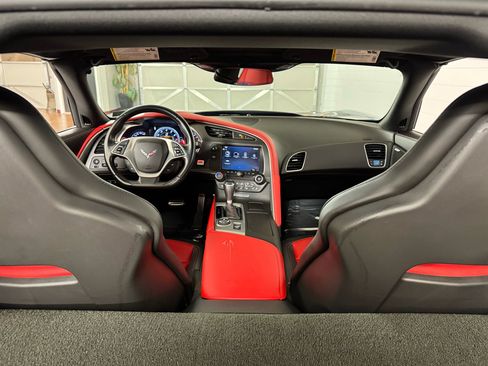 Used 2018 Chevrolet Corvette Stingray Coupe w/ 2LT Preferred Equipment Group image 30