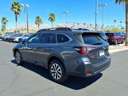 Used 2024 Subaru Outback Premium image 13