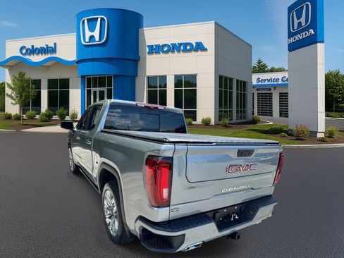 Used 2024 GMC Sierra 1500 Denali w/ Denali Reserve Package AWD/4WD image 4