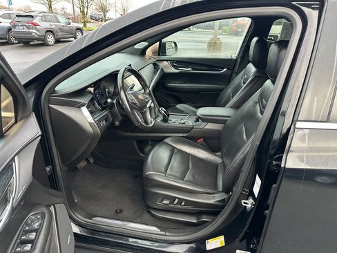 Used 2023 Cadillac XT5 Premium Luxury image 13
