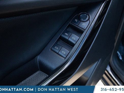 Used 2025 Chevrolet Equinox LT image 13