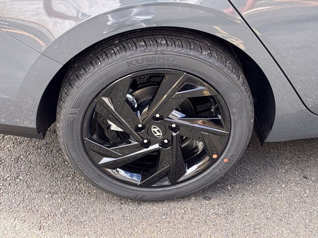 New 2026 Hyundai Elantra SEL Sport FWD image 47