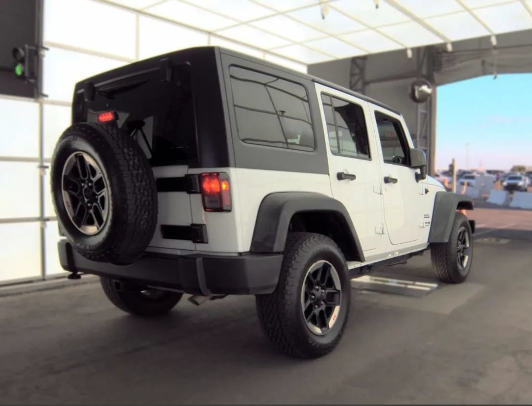 Used 2018 Jeep Wrangler Unlimited Sport S AWD/4WD image 4