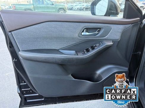 Certified 2023 Nissan Rogue SV image 24