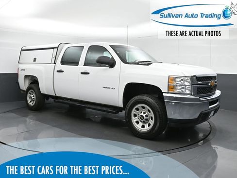 Used 2013 Chevrolet Silverado 3500 W/T image 1