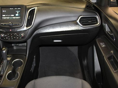 Used 2018 Chevrolet Equinox LT AWD/4WD image 30