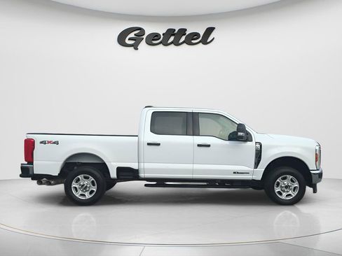 Used 2025 Ford F250 XLT AWD/4WD image 3