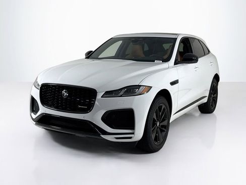 Used 2025 Jaguar F-PACE R-Dynamic S image 1