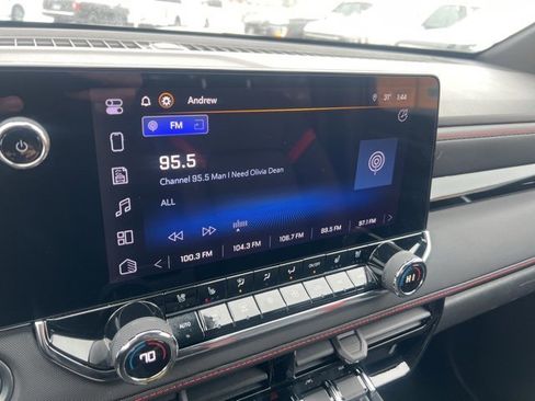 Used 2023 Chevrolet Colorado Z71 w/ Z71 Convenience Package 2 image 12