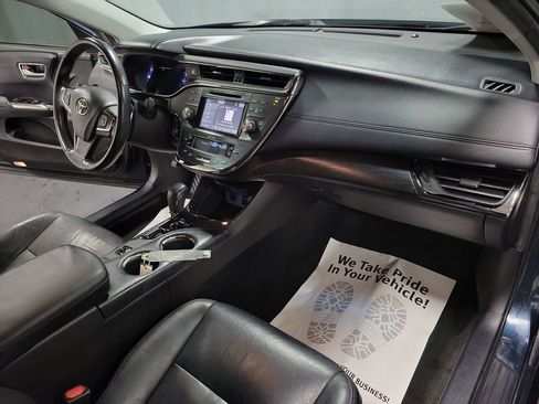 Used 2016 Toyota Avalon XLE image 25