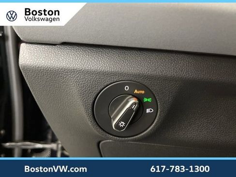 New 2026 Volkswagen Jetta SE FWD image 20