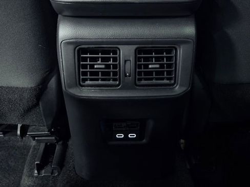 Used 2024 Toyota RAV4 XLE AWD/4WD image 22