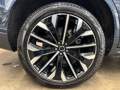 Certified 2026 Volvo XC90 B6 Ultra AWD/4WD image 34