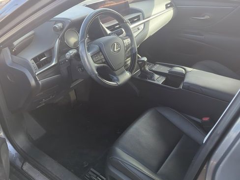 Used 2019 Lexus ES 350 image 8