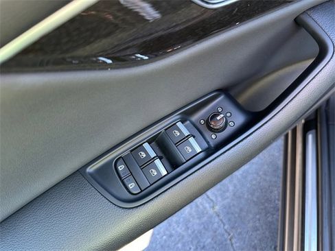 Used 2019 Audi Q8 Premium w/ Convenience Package image 19