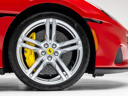 Certified 2022 Ferrari Portofino M Convertible image 56