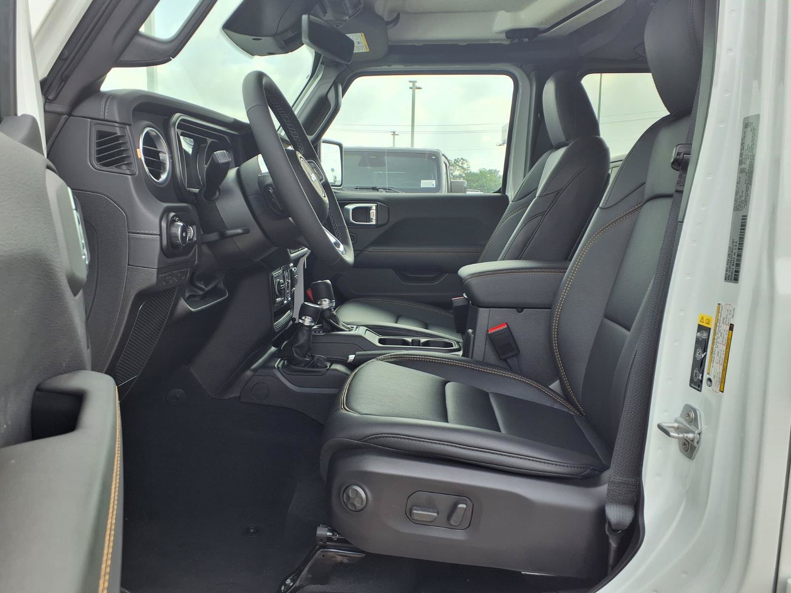 New 2026 Jeep Wrangler Unlimited Sahara AWD/4WD image 8
