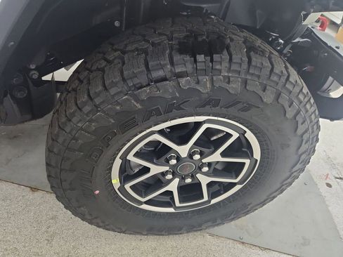 New 2026 Jeep Gladiator Rubicon image 34