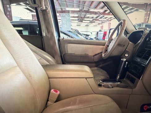 Used 2007 Ford Explorer Limited AWD/4WD image 5