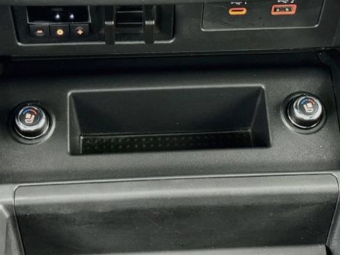 Used 2024 Nissan Titan PRO-4X w/ Pro-4x Convenience Package AWD/4WD image 25