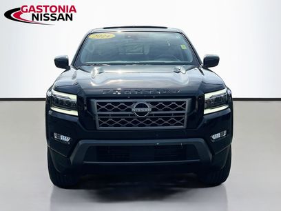 Used 2024 Nissan Frontier SL w/ Technology Package