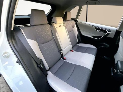 Used 2024 Toyota RAV4 XLE image 19